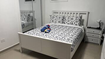 2 bedrooms, WiFi, bed sheets