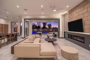 TV, offices - Multi-Million$ResortOasis w/Pickleball+Volley+Golf (Scottsdale)