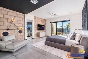 6 bedrooms, desk, iron/ironing board, free WiFi - Multi-Million$ Resort Oasis w/Pickleball+VolleyballCourt+Bocce Ball Court+Golf (Scottsdale)