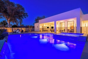 Beheizter Pool