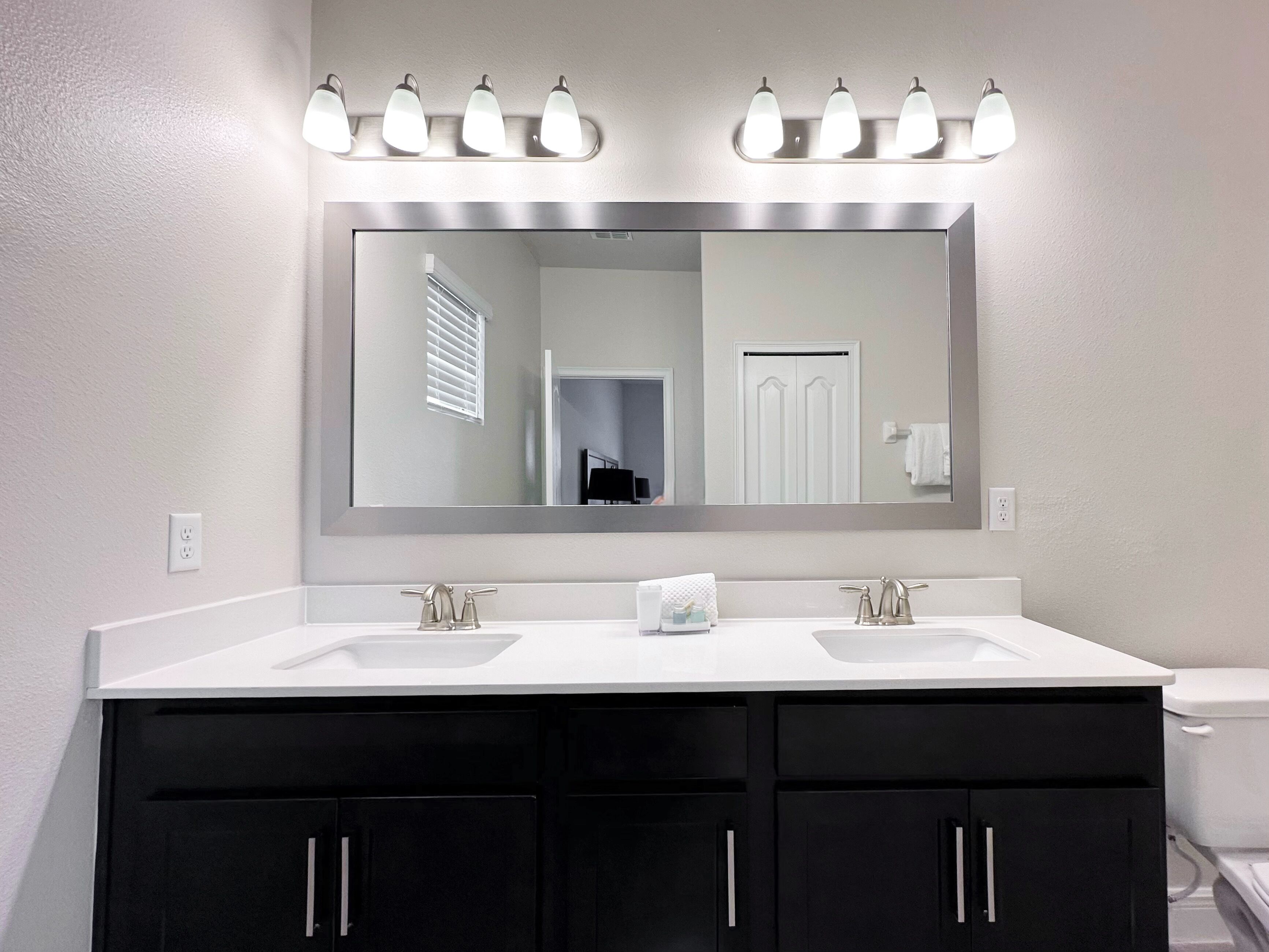 158AA: Gorgeous 6 Bedroom- Private Pool- Water Park--Bar and Grill