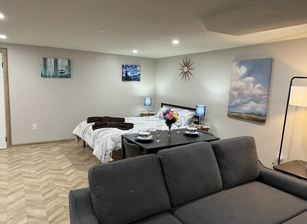 المنشأة من الداخل