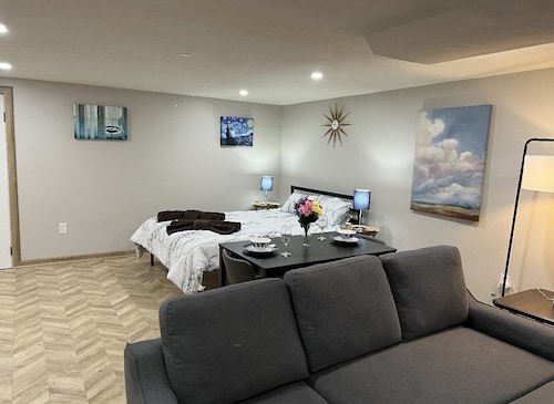 Gorgeous Private Studio in heart of Kettering