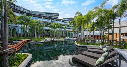 Deluxe apartment at Panora by Lofty