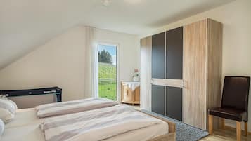 2 bedrooms, free WiFi, bed sheets