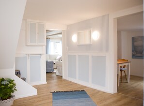 Interior - Holiday Home 'Kleines Landhaus Bodensee' with Lake View, Balcony & Wi-Fi (Überlingen)