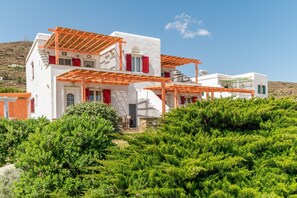 Exterior - Holiday Home 'Anemologio 201 Tinos' with Sea View, Wi-Fi and Air Conditioning (Laouti)