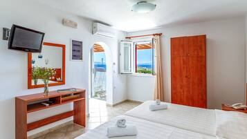 1 bedroom, free WiFi, bed sheets