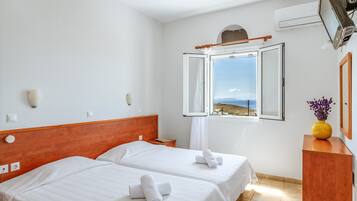 1 bedroom, free WiFi, bed sheets