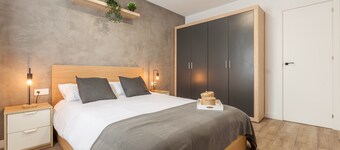 Chalet « Les Roques » avec vue sur la montagne, Wi-Fi et climatisation