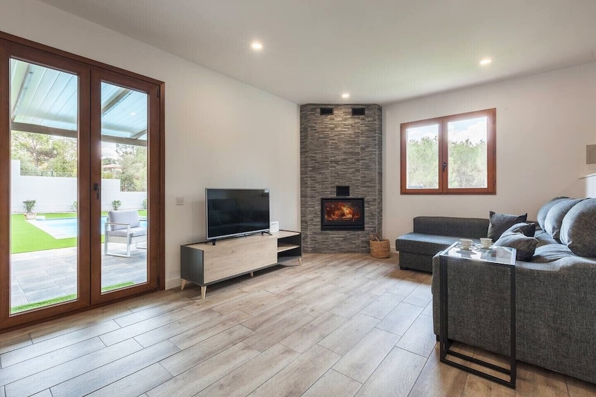 Chalet Les Roques Con Vista Montagna, Wi-fi E Aria Condizionata - Manresa