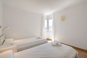 3 dormitorios, wifi gratis, ropa de cama