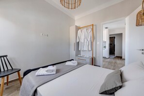 2 chambres, fer et planche à repasser, accès au Wi-Fi (inclus)