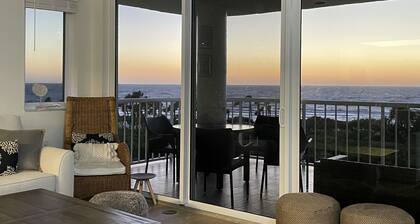 New! Stunning Expansive Gulf+Bay Sunset Views,LargeDeck, 2 Living Rms & 2 Bedrms
