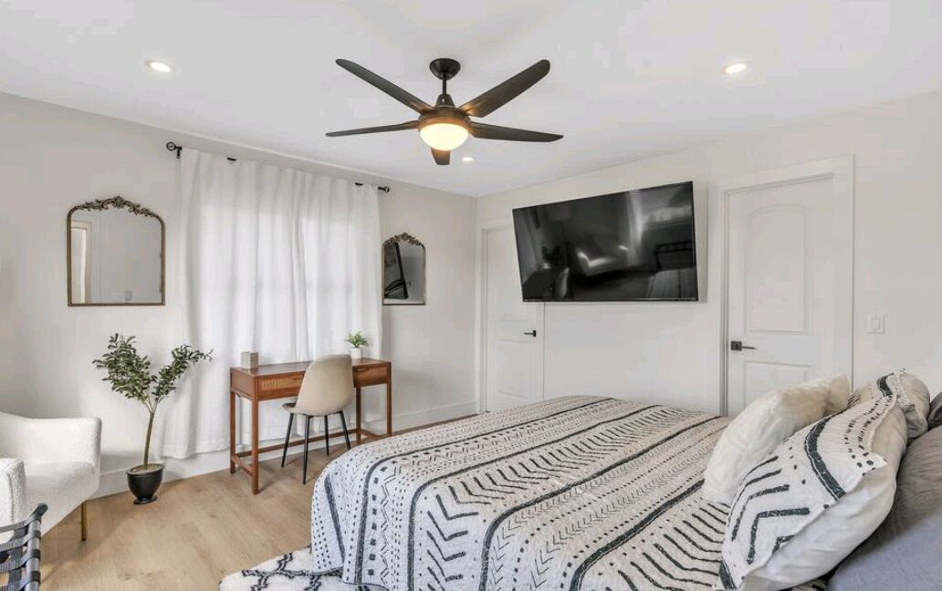 Stunning 4 bedroom, 4 bath property with a private pool!