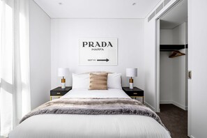 2 bedrooms, free WiFi, bed sheets - Sunset Spectacular in Bondi Junction (Bondi Junction)