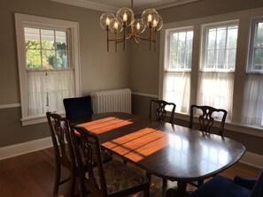 Dining - Gorgeous home for rent for Notre Dame events (South Bend)