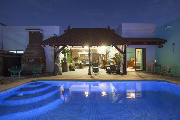 Outdoor pool - Aquamarina Hotel Boutique (La Paz)