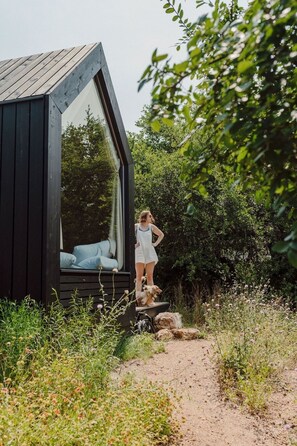 Property grounds - Sage Cabin at NowHere (Round Mountain)