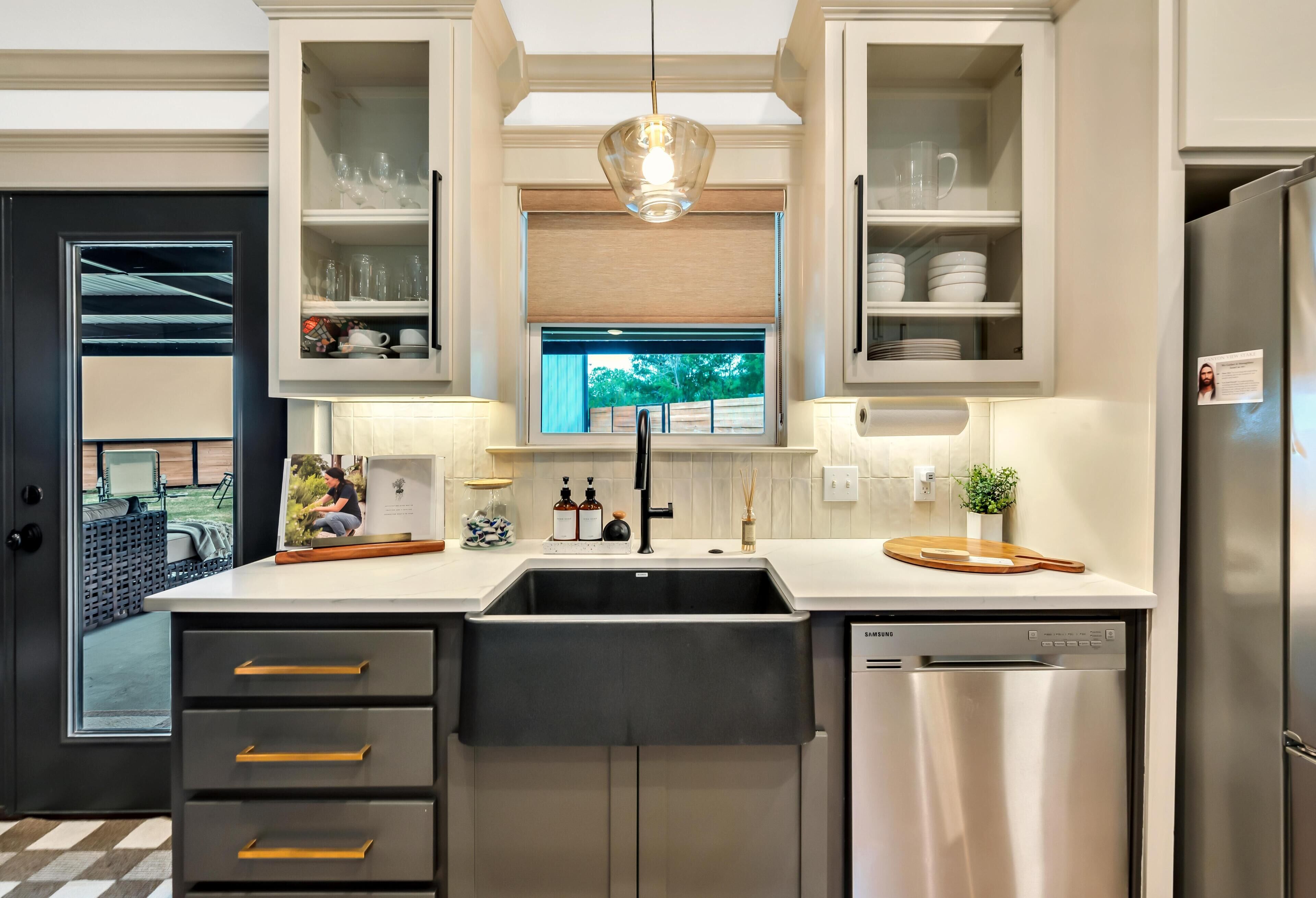 Lonetree Ranch - New Listing!