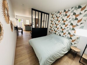 1 bedroom, iron/ironing board, free WiFi, bed sheets