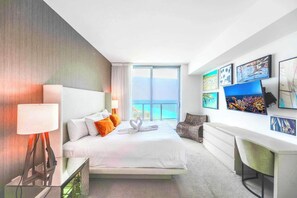 2 bedrooms, desk, iron/ironing board, WiFi - Wake Up to the Ocean – Stylish Condo w/ Pool (Hollywood)