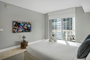 1 chambre, fer et planche à repasser, Wi-Fi, draps fournis