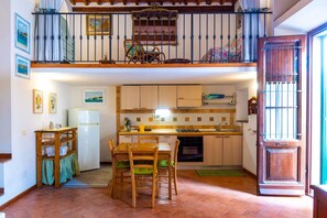 Fridge, microwave, oven - APPARTAMENTO STELLA MARINA - STELLA MARINA (Portoferraio)