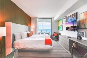 2 soverom, skrivebord, strykejern/-brett og wi-fi