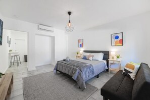 WiFi, bed sheets - Prime Location Studio | 15 Min to Wynwood (Miami)