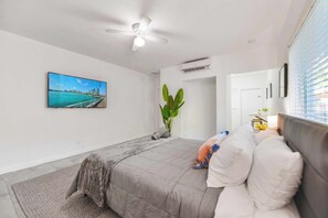 Iron/ironing board, WiFi, bed sheets