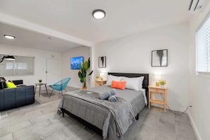 Ferros/tábuas de passar roupa, Wi-Fi, roupa de cama