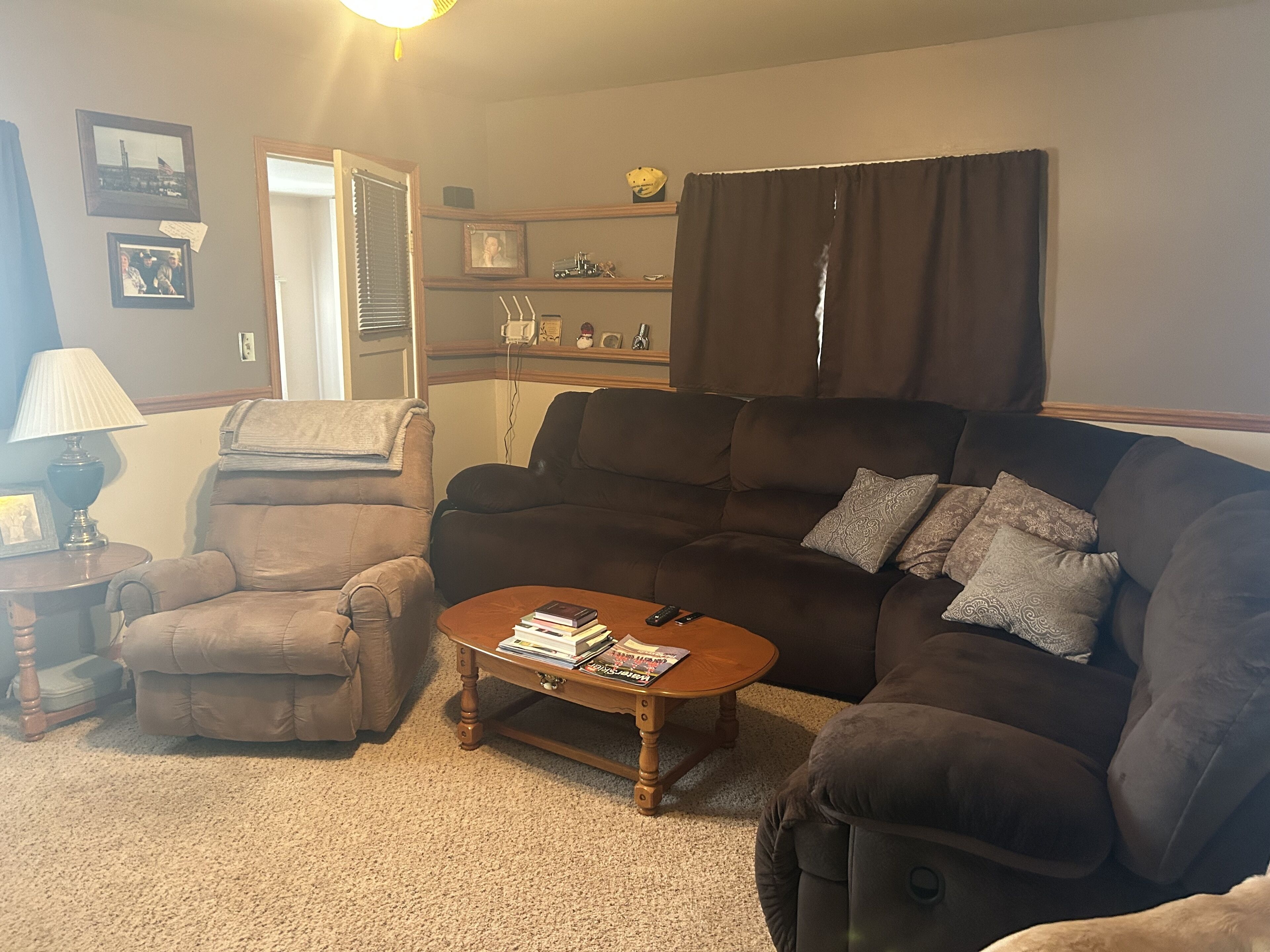 River front vacation rental in the heart of Cascade! 