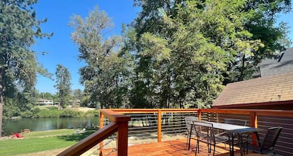 Deluxe Cabin 1 - Rogue River Resort