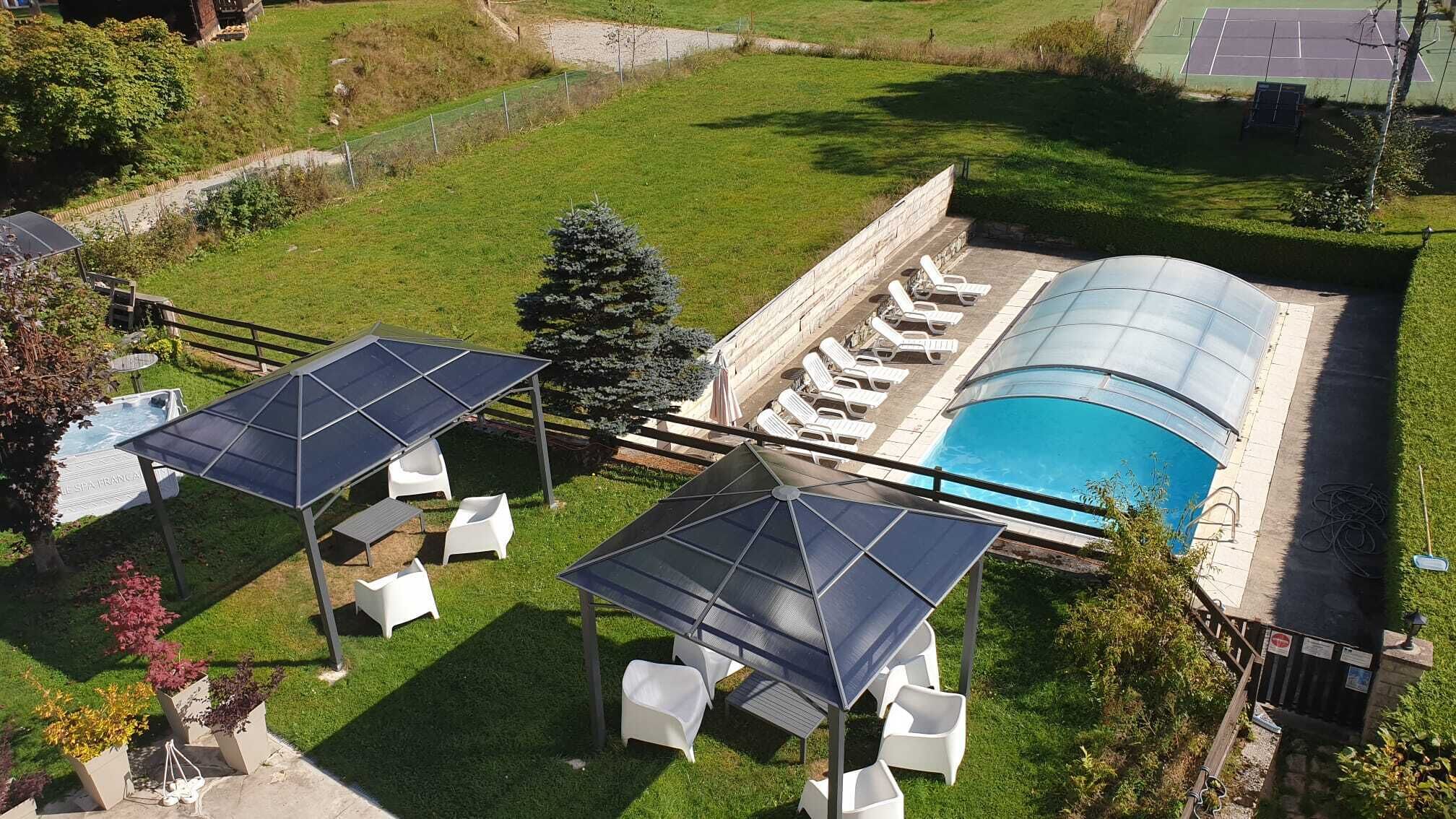 Résidence Gîte de Groupe Dans une Superbe Vallée