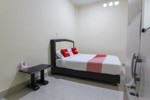 Deluxe Double Room | Ruang kerja komputer riba, Wi-fi percuma, cadar katil 