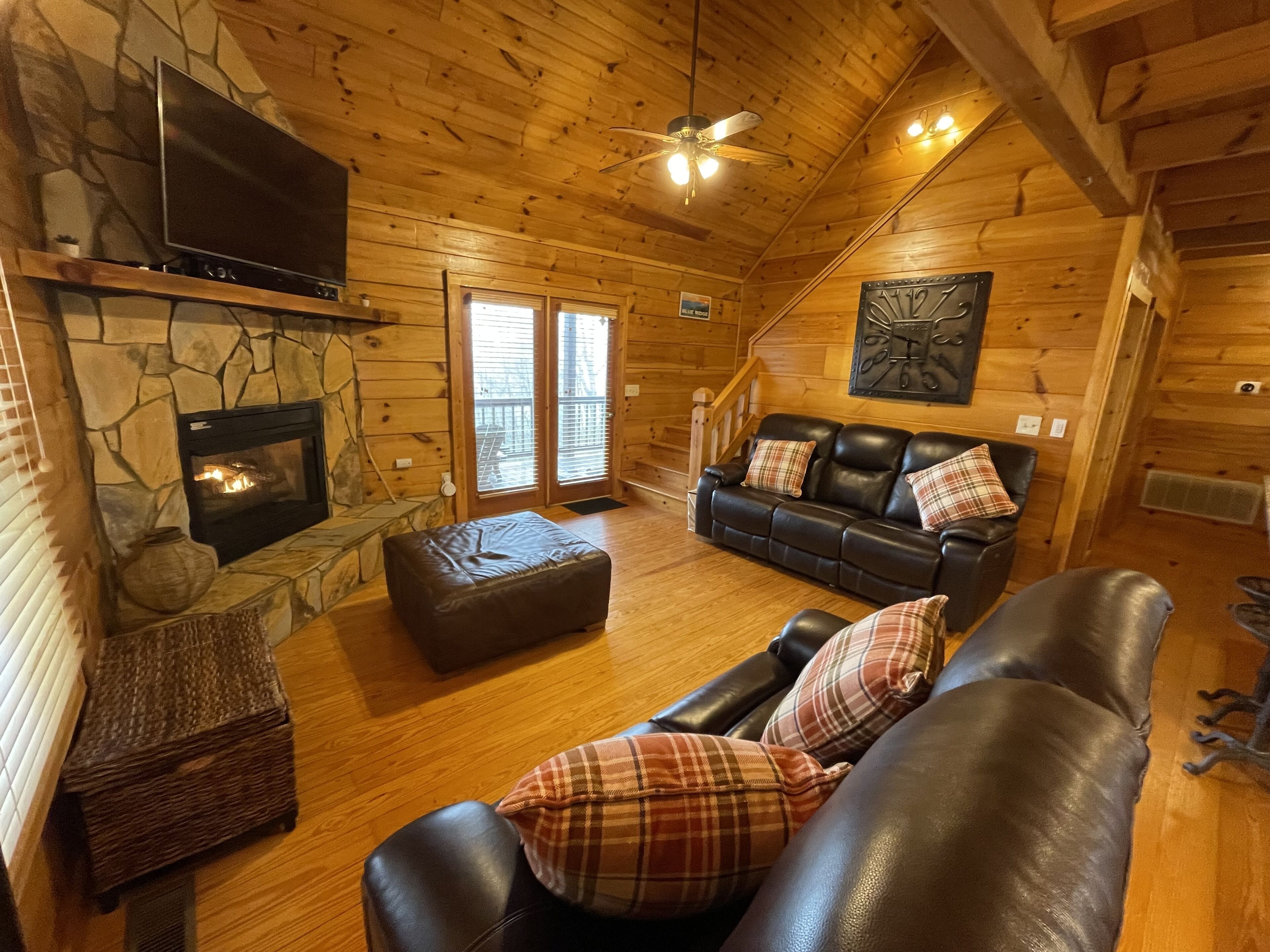 Mountain View Blue Ridge, Dog Friendly 3BR Hot Tub