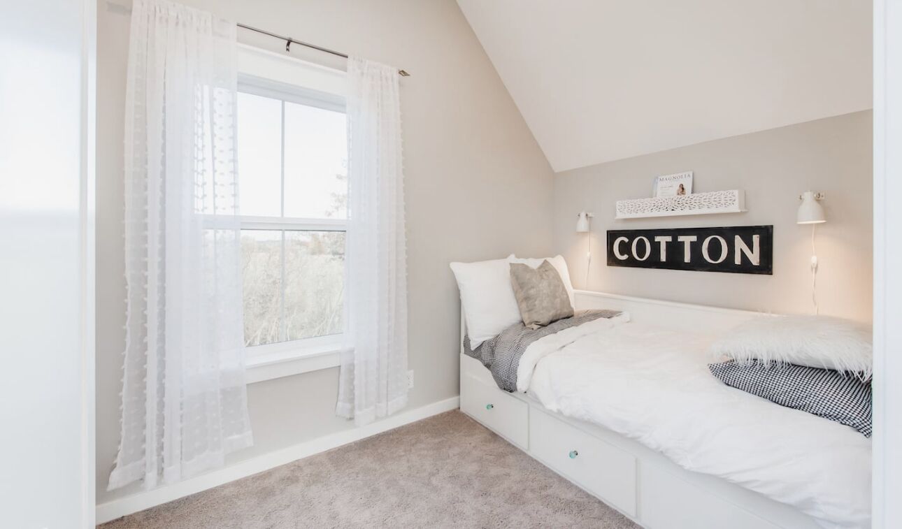 Ivory and Oak a Greenbluff Home