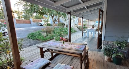 B&B in George, 7 min from Airport, 300m from Fancourt Golf Estate