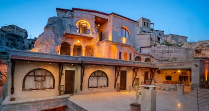 Cappadocia inans Cave & Swimming Pool Hot