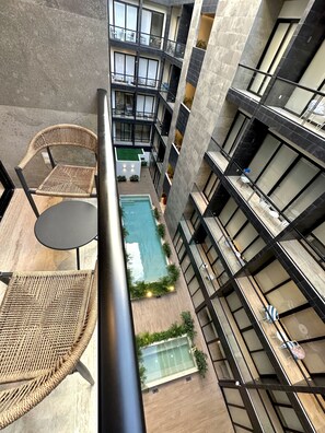 Balcony view - Modern Pool View New Condo Gym Jacuzzi (Playa del Carmen)
