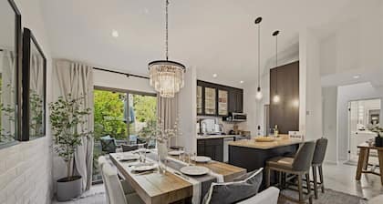 Luxury Fairway Stay | BBQ + Firepit + Golf Course