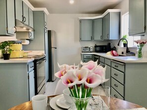 Fridge, microwave, stovetop, coffee/tea maker - Spacious AC 2 BR Unit w/ Covered Deck (Hayward)