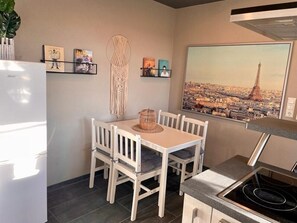Dining - Maintal Relax -moderne und Gemütliche Wohnung im Herzen Franken´s (Michelau in Oberfranken)