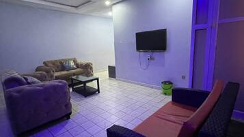Standard Apartment, 1 Bedroom | Living area