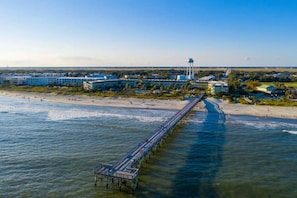 Una spiaggia nelle vicinanze