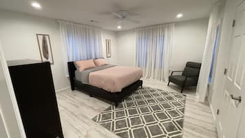 2 bedrooms, WiFi, bed sheets