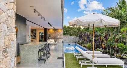 Mana Beach House | Award-winning, Heated Pool, Gym
