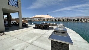 Unclassified image, 4 of 25, button - Spacious home in Palm Springs area, Indio. Close to all festivals. Sleeps 14+ (Indio)