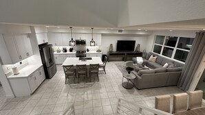 Unclassified image, 5 of 25, button - Spacious home in Palm Springs area, Indio. Close to all festivals. Sleeps 14+ (Indio)